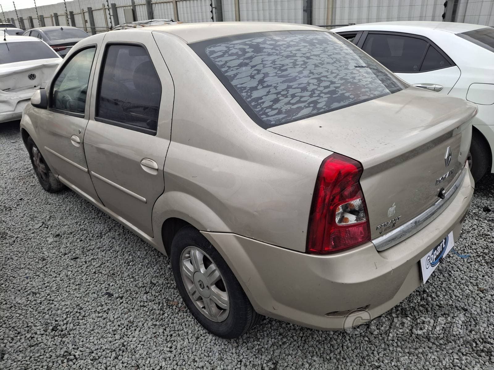 Renault Logan 2012 — foto 3