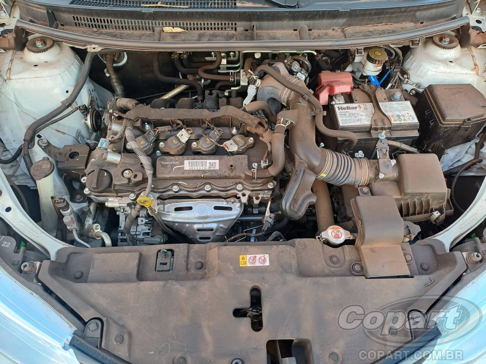 Toyota Yaris Seda 2023 — foto 7
