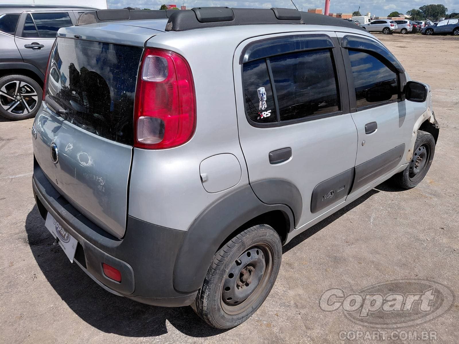 Fiat UNO 2011 — foto 4