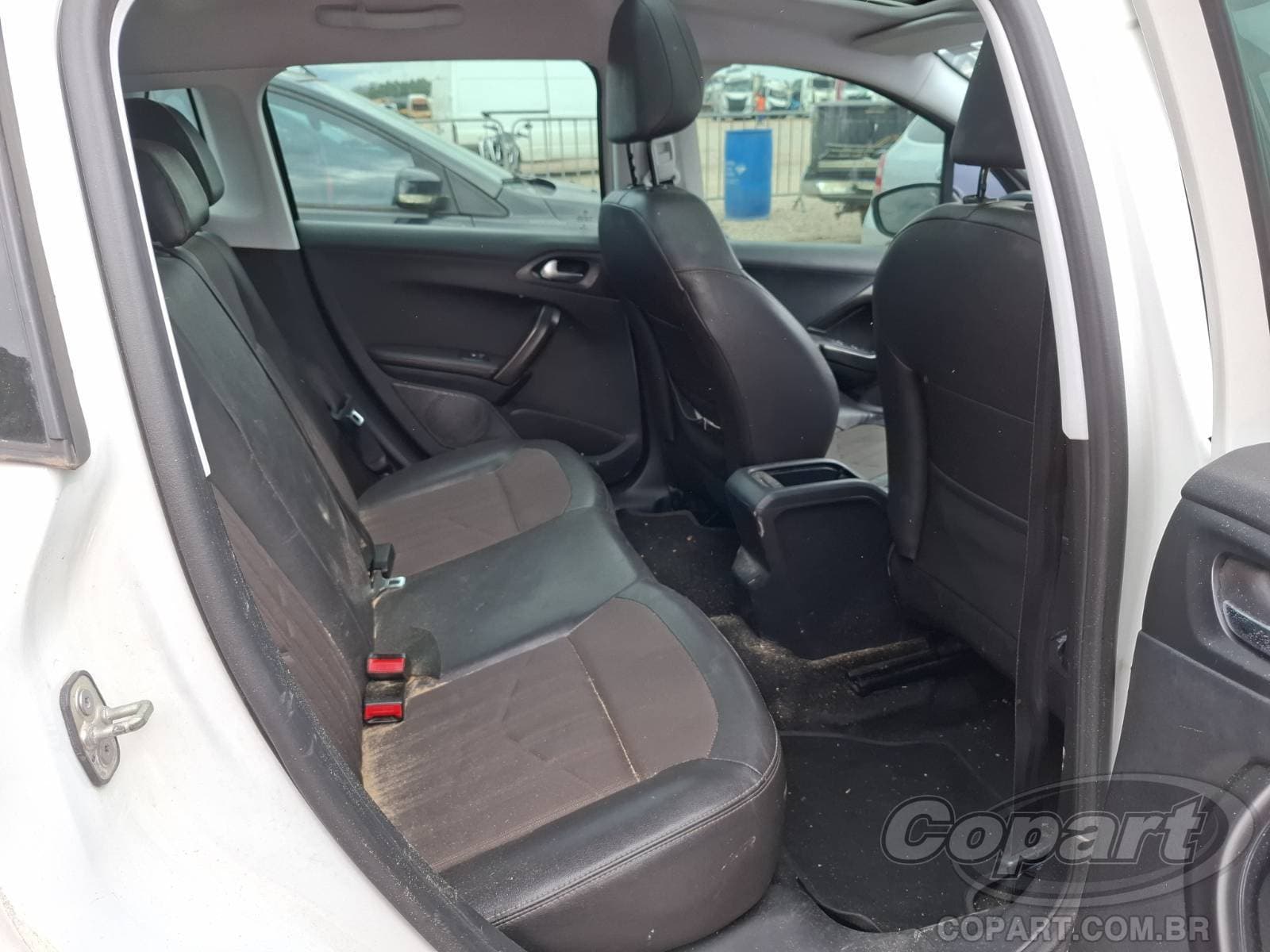 Peugeot 2008 2017 — foto 6