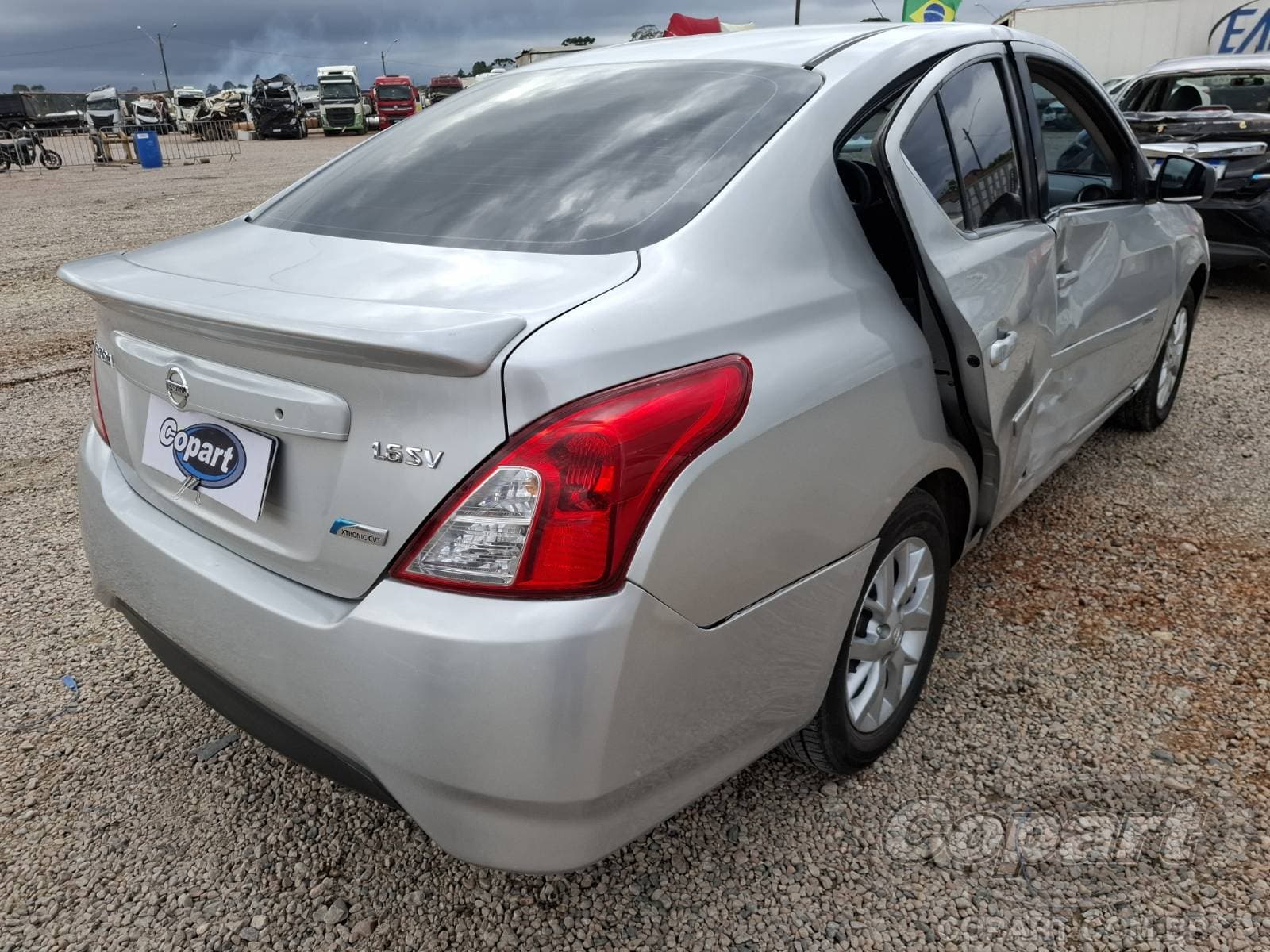 Nissan Versa 2017 — foto 4