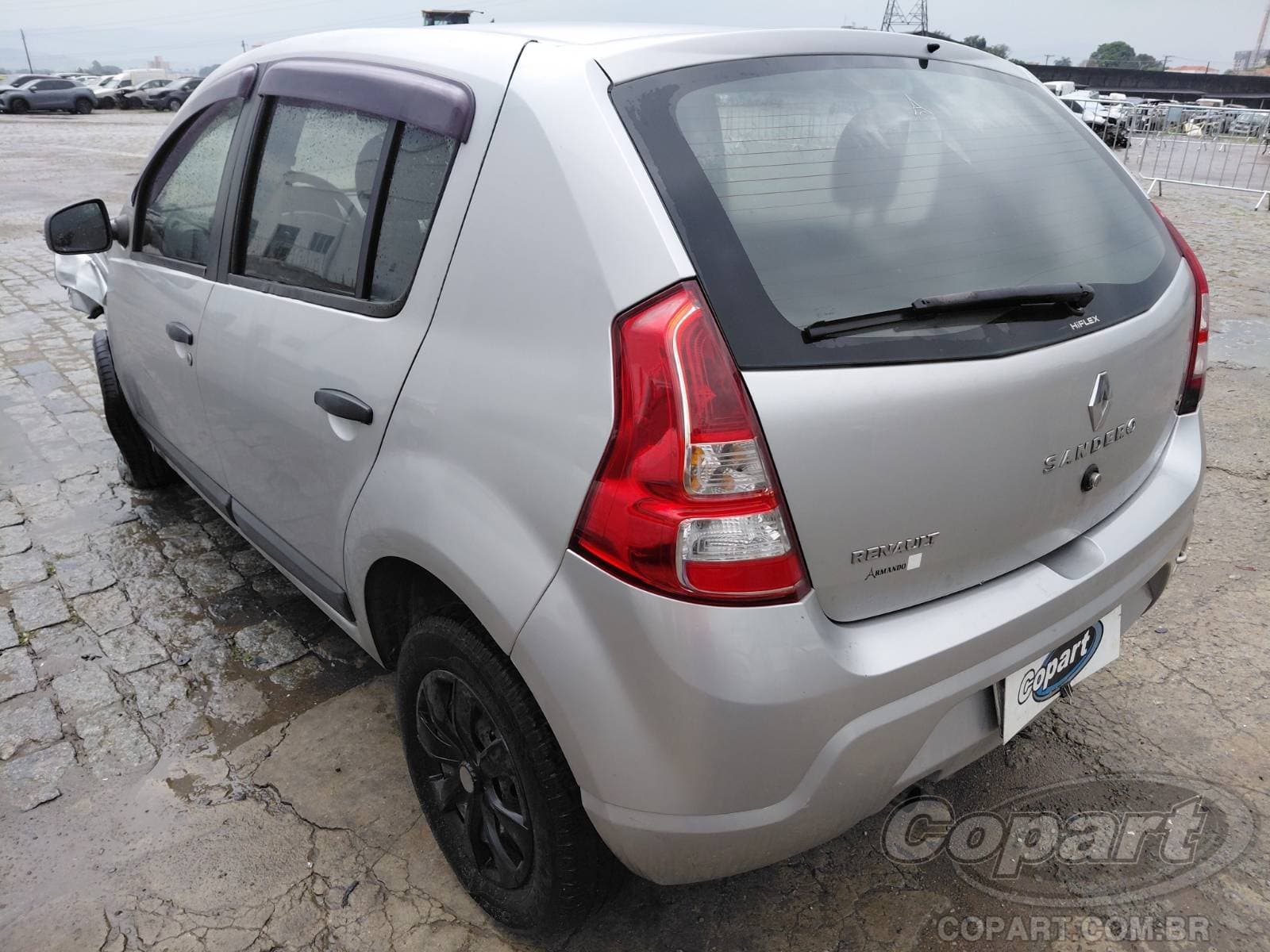 Renault Sandero 2012 — foto 3