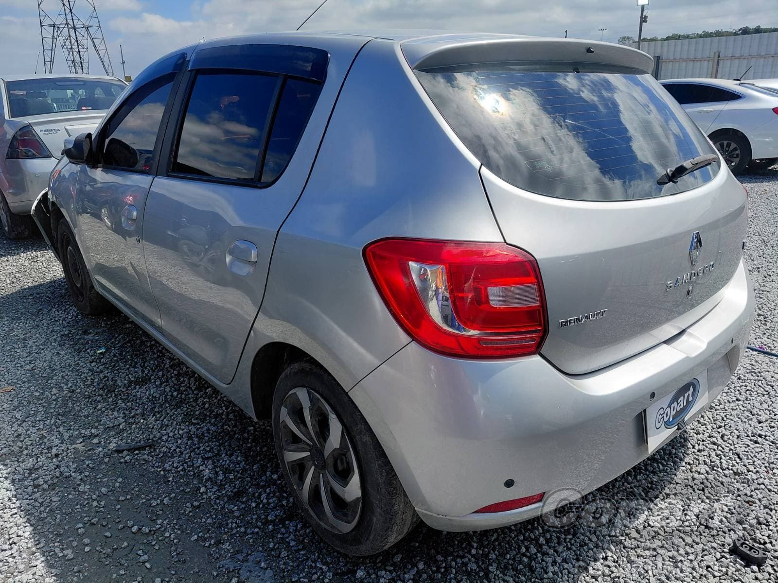 Renault Sandero 2015 — foto 3