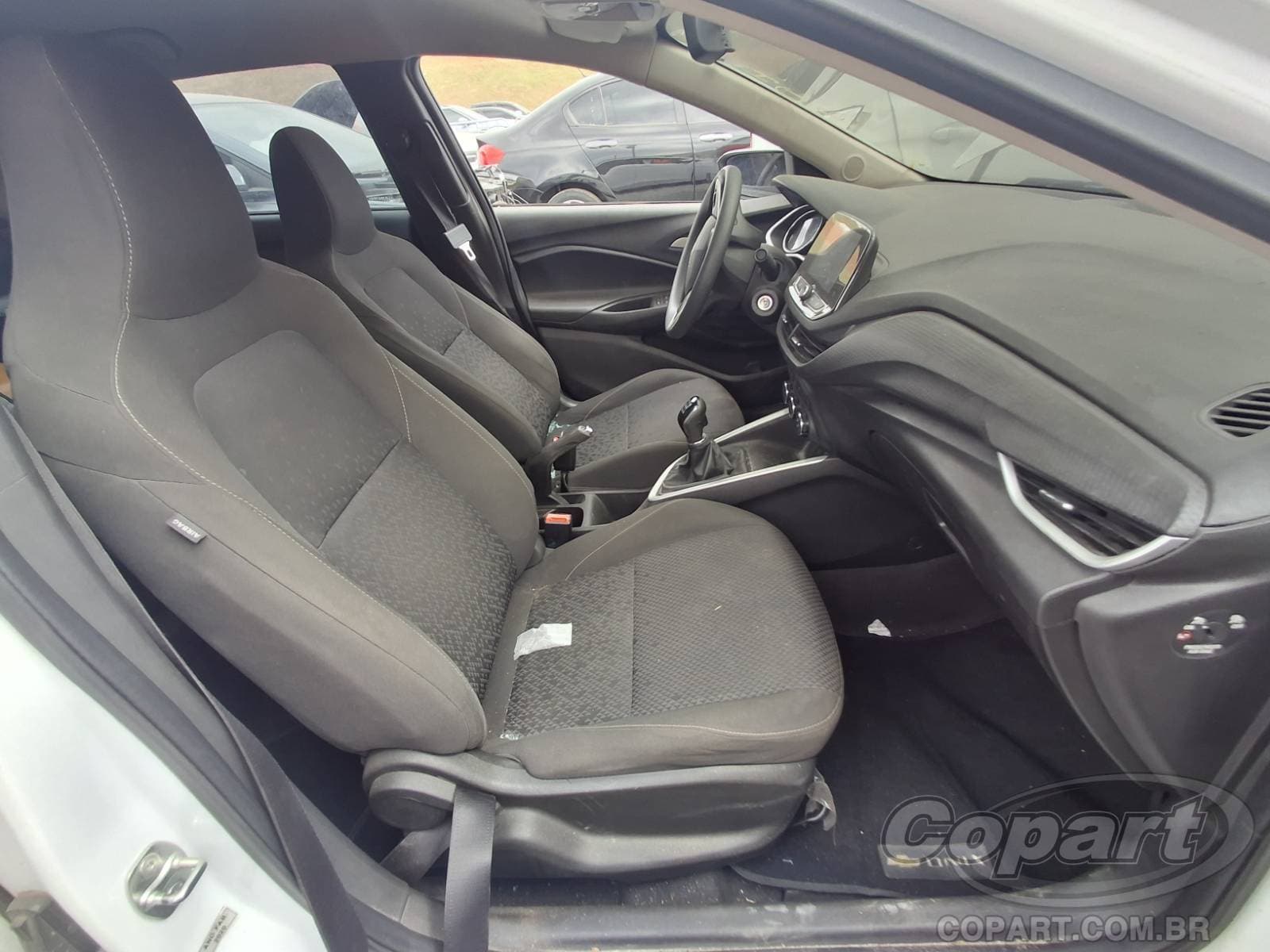 Chevrolet Onix Plus 2020 — foto 5