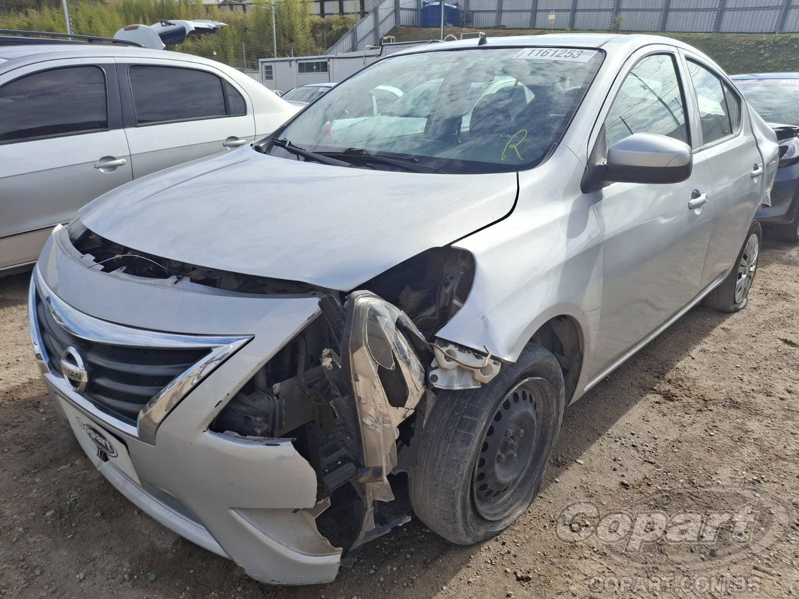 Nissan Versa 2018 — foto 2