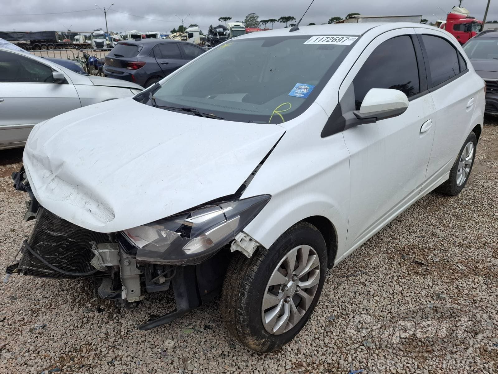 Chevrolet Onix 2017 — foto 2