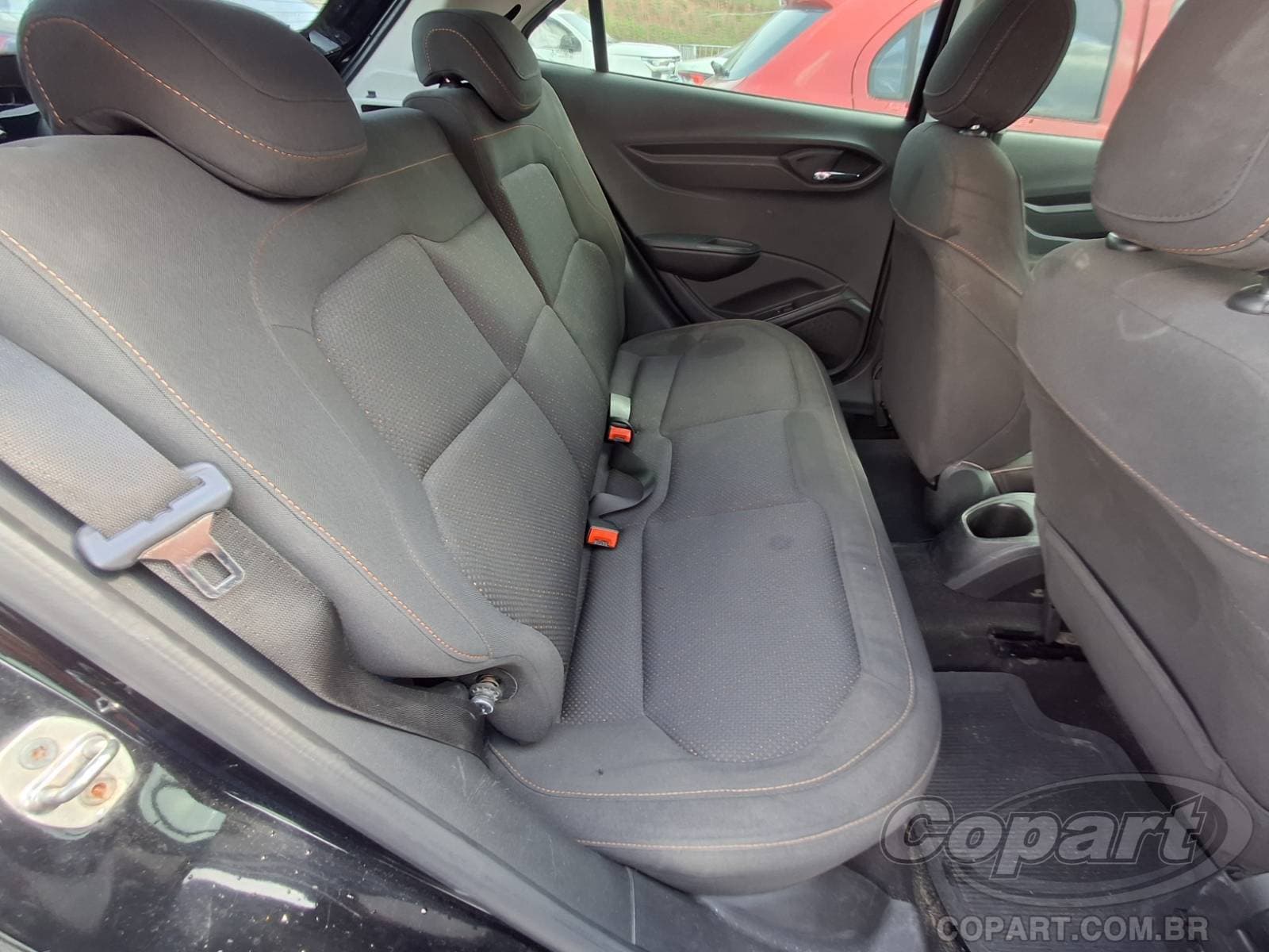 Chevrolet Onix 2015 — foto 6
