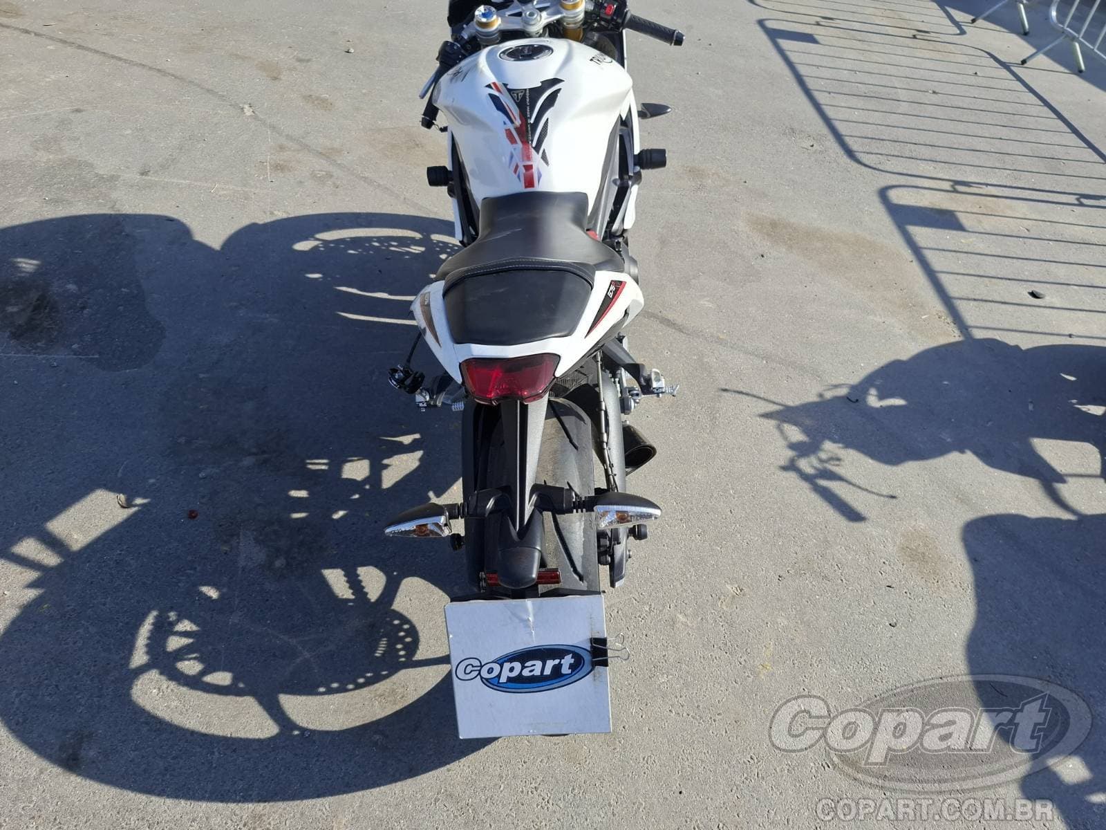 Triumph Daytona 2016 — foto 10