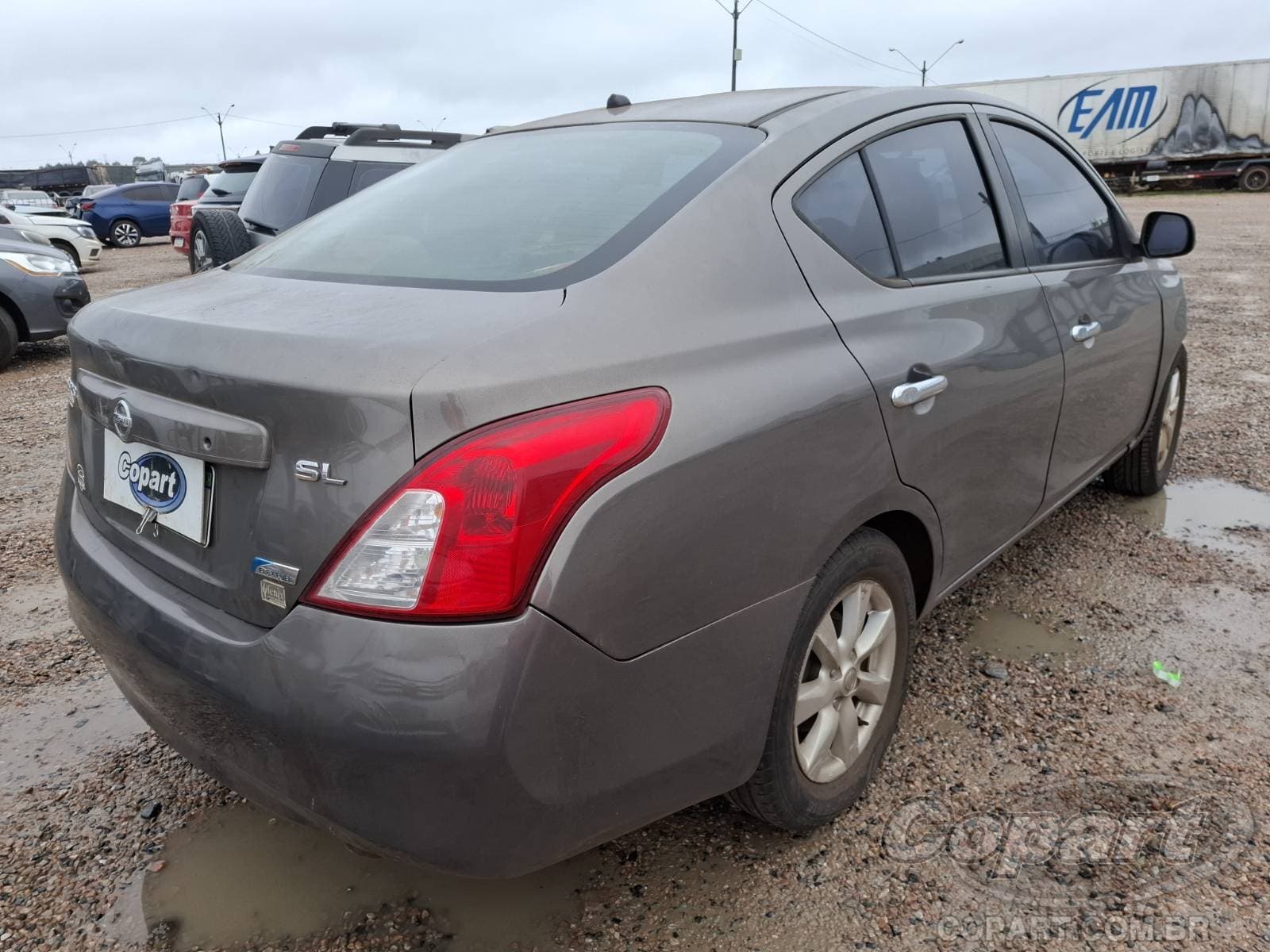Nissan Versa 2013 — foto 4