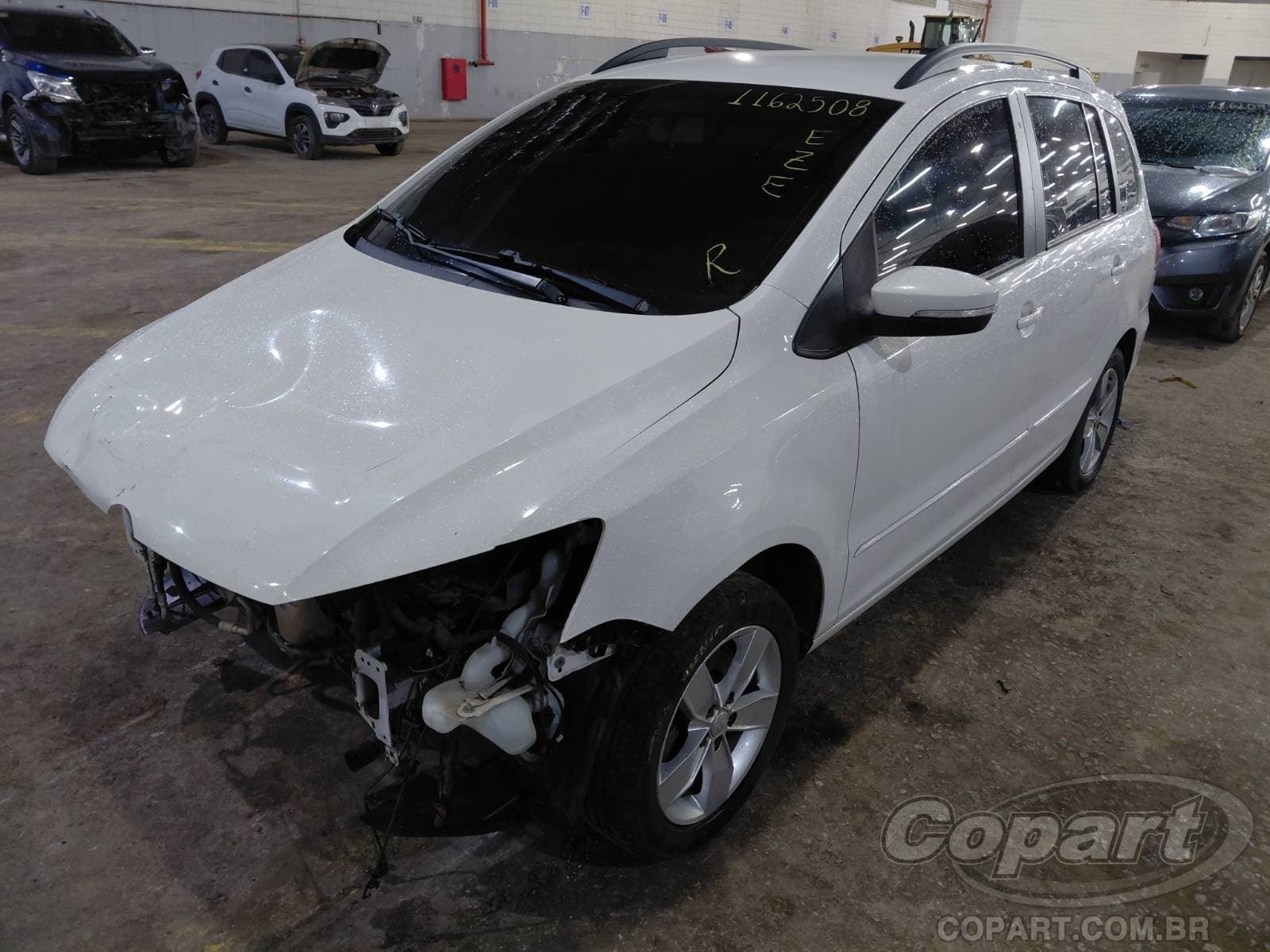 Volkswagen Spacefox 2019 — foto 2