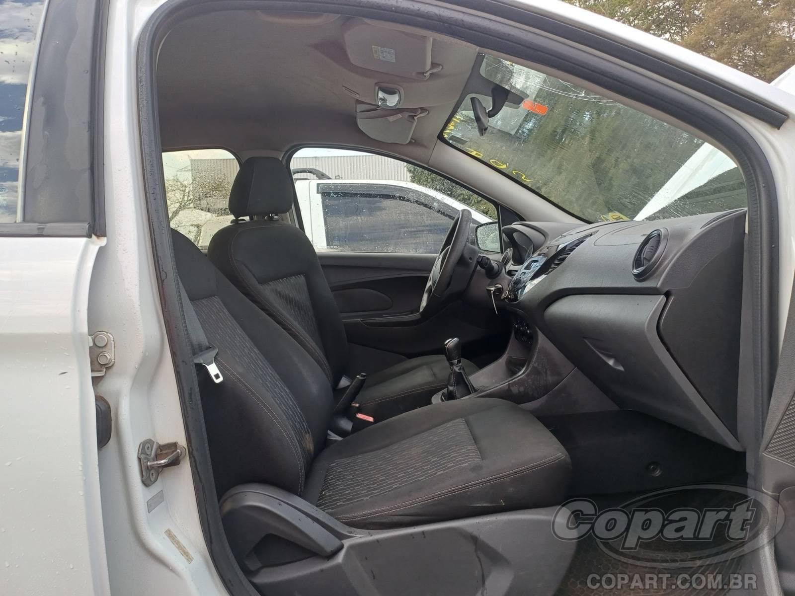 Ford KA Sedan 2018 — foto 5