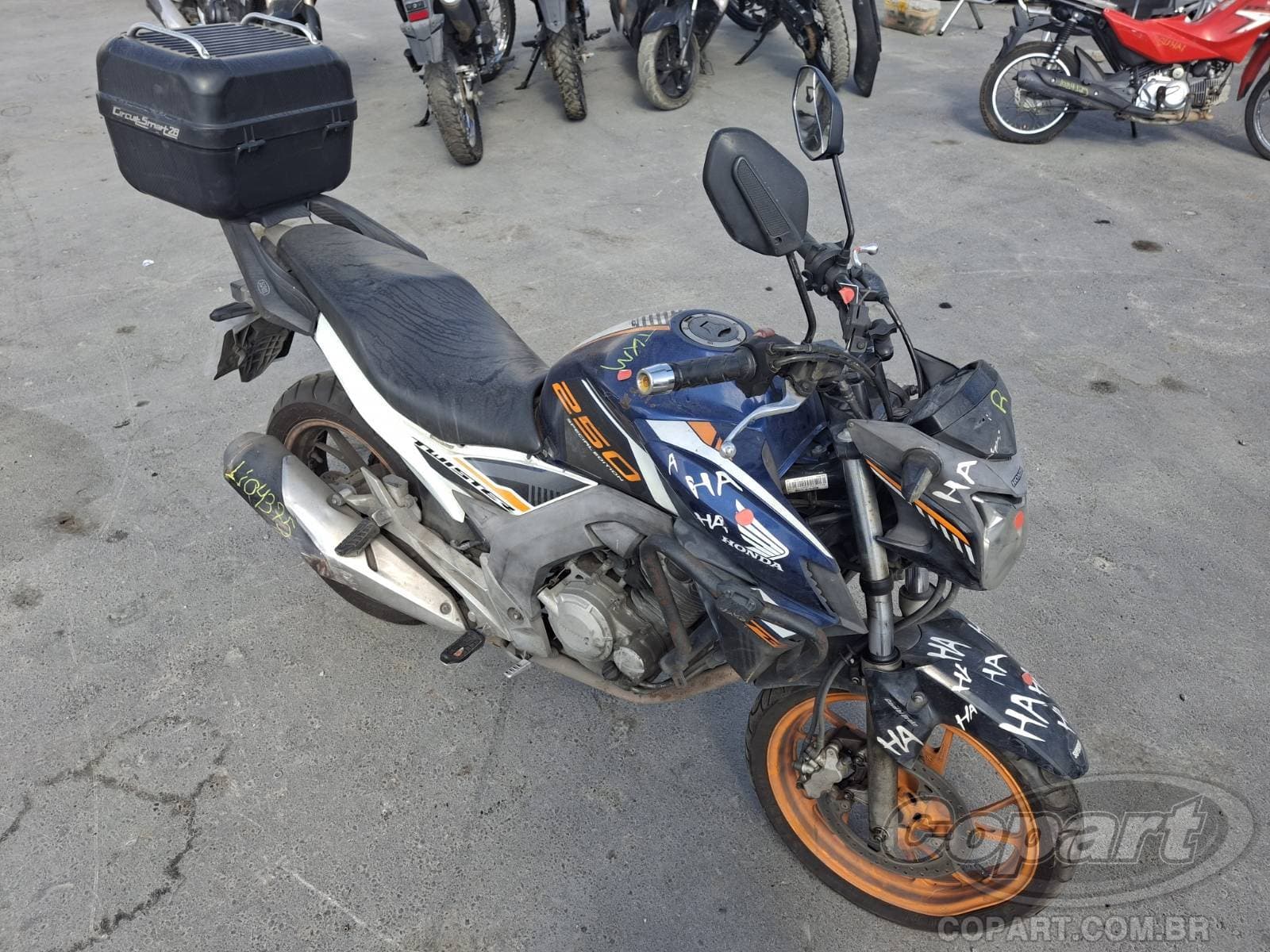 Honda CB 250 F 2020 — foto 1