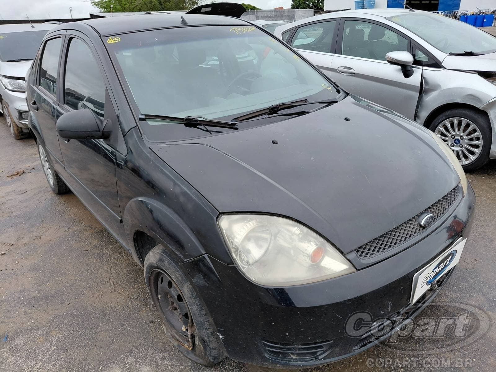 Ford Fiesta Sedan 1.0 2005