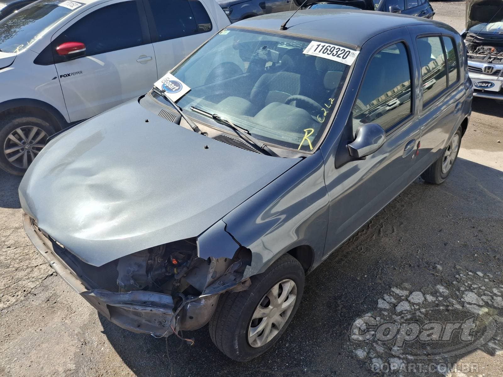 Renault Clio 2016 — foto 2