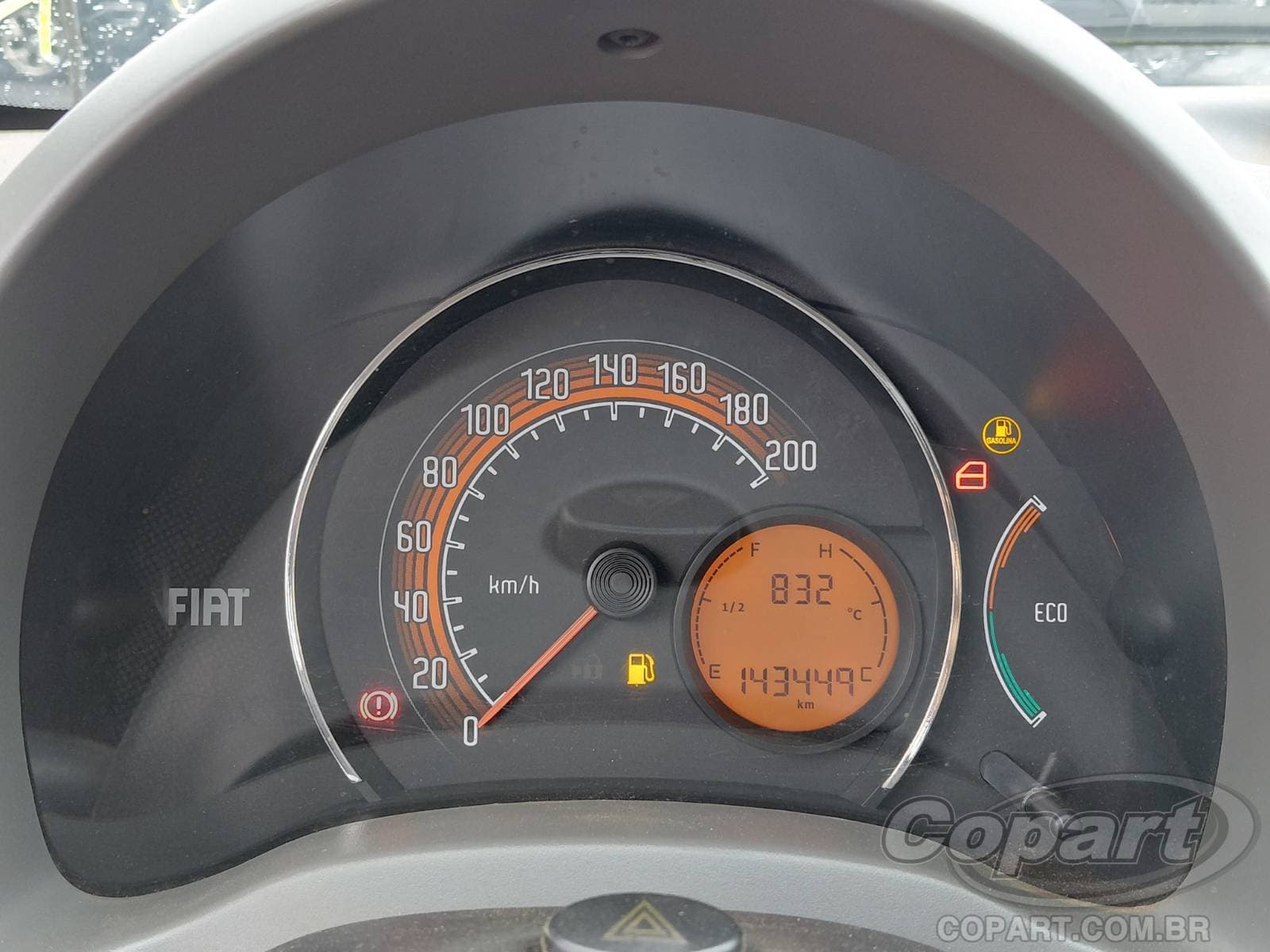 Fiat UNO 2014 — foto 8