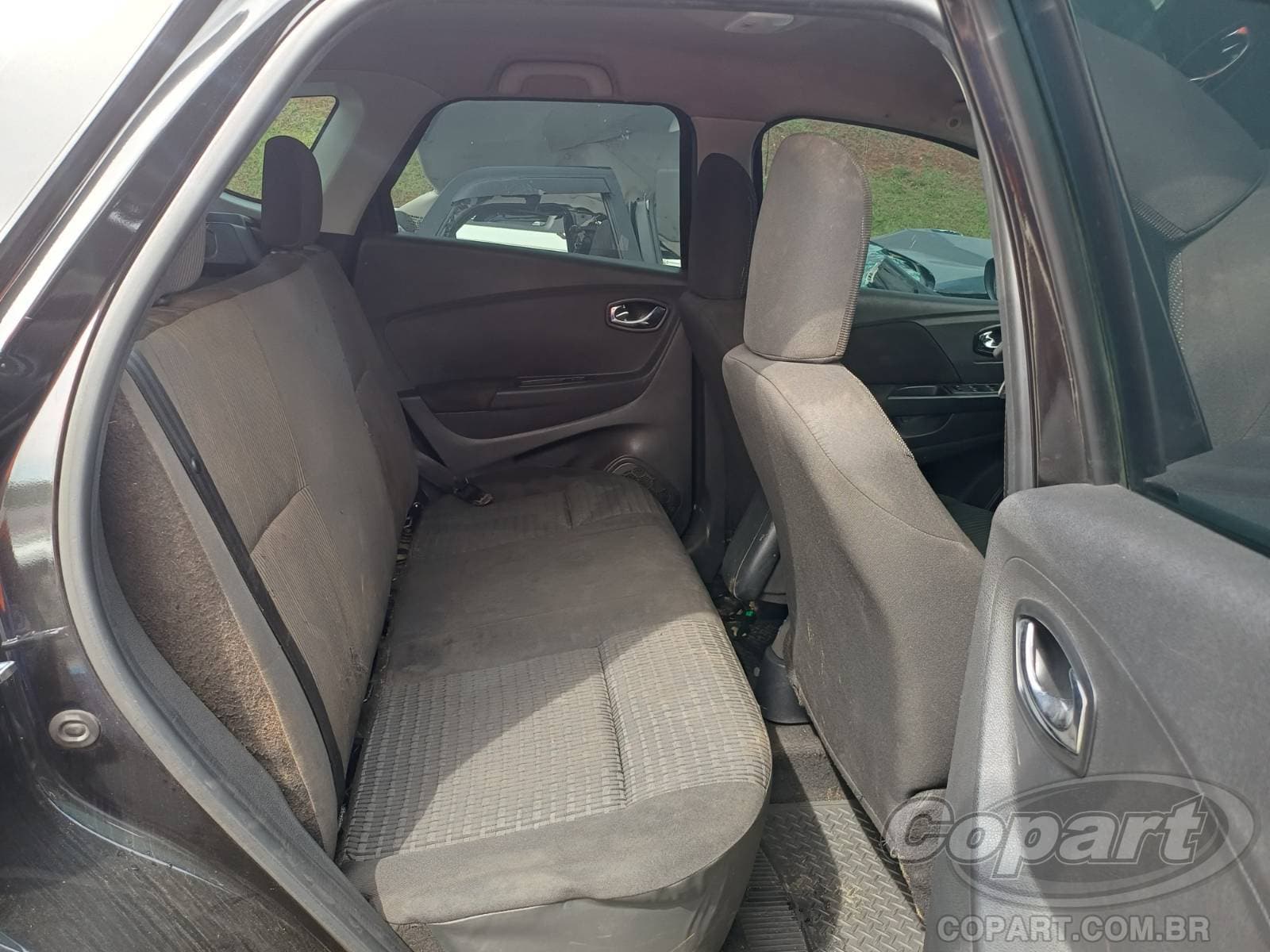 Renault Captur 2019 — foto 6