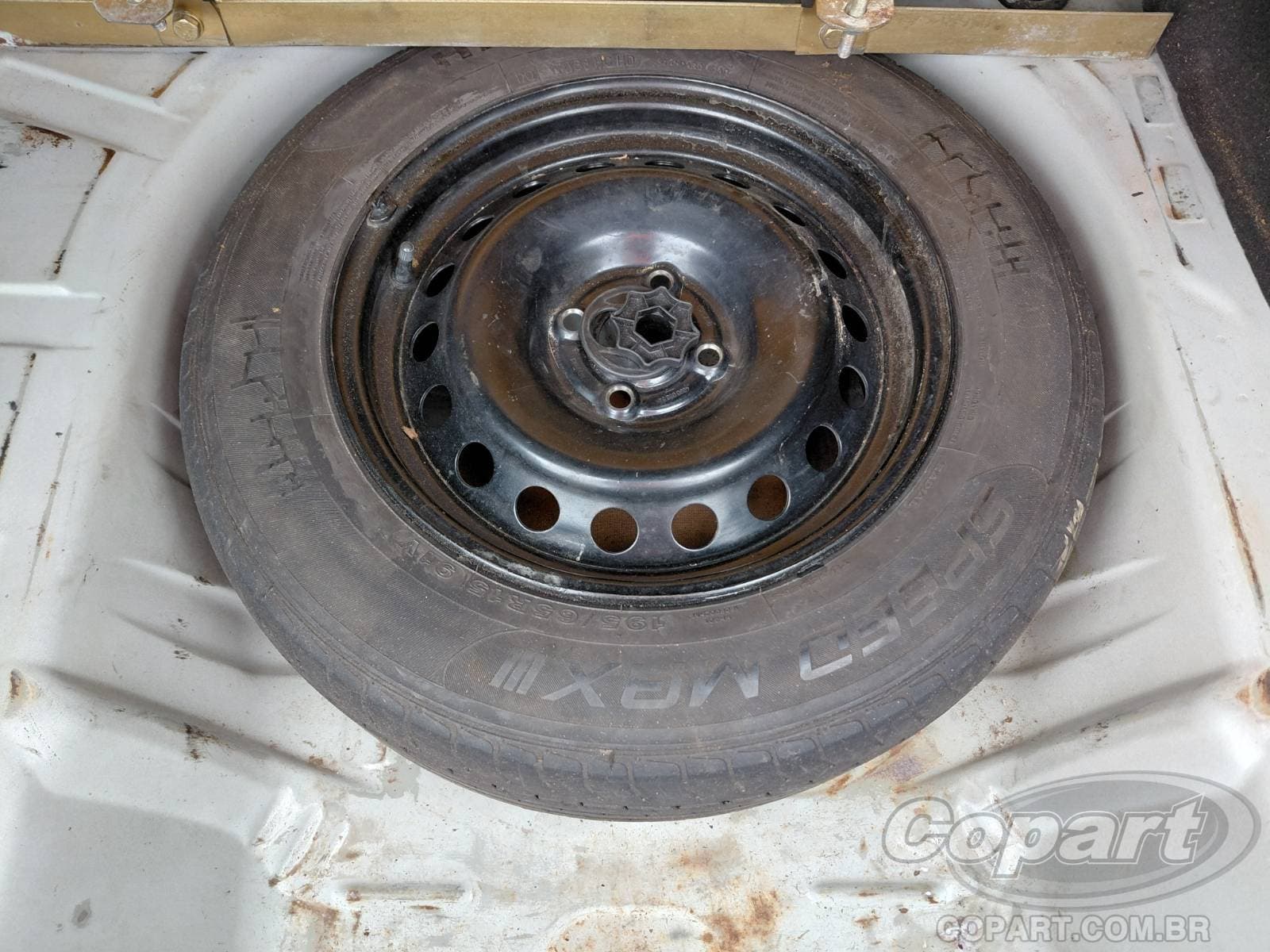 Renault Logan 2015 — foto 10