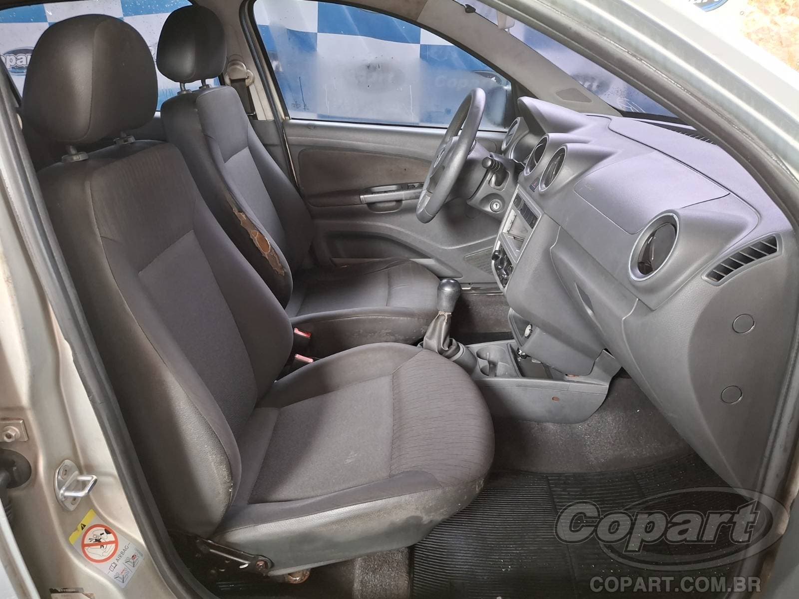Volkswagen Voyage 2014 — foto 5