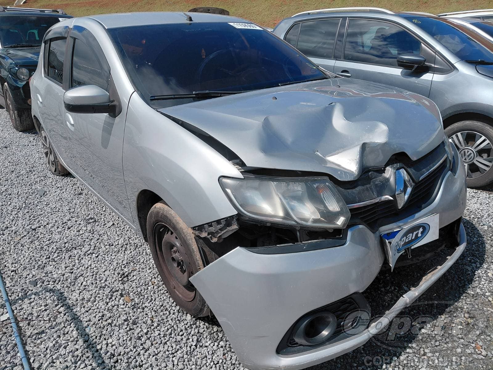 Renault Sandero 2015 — foto 1