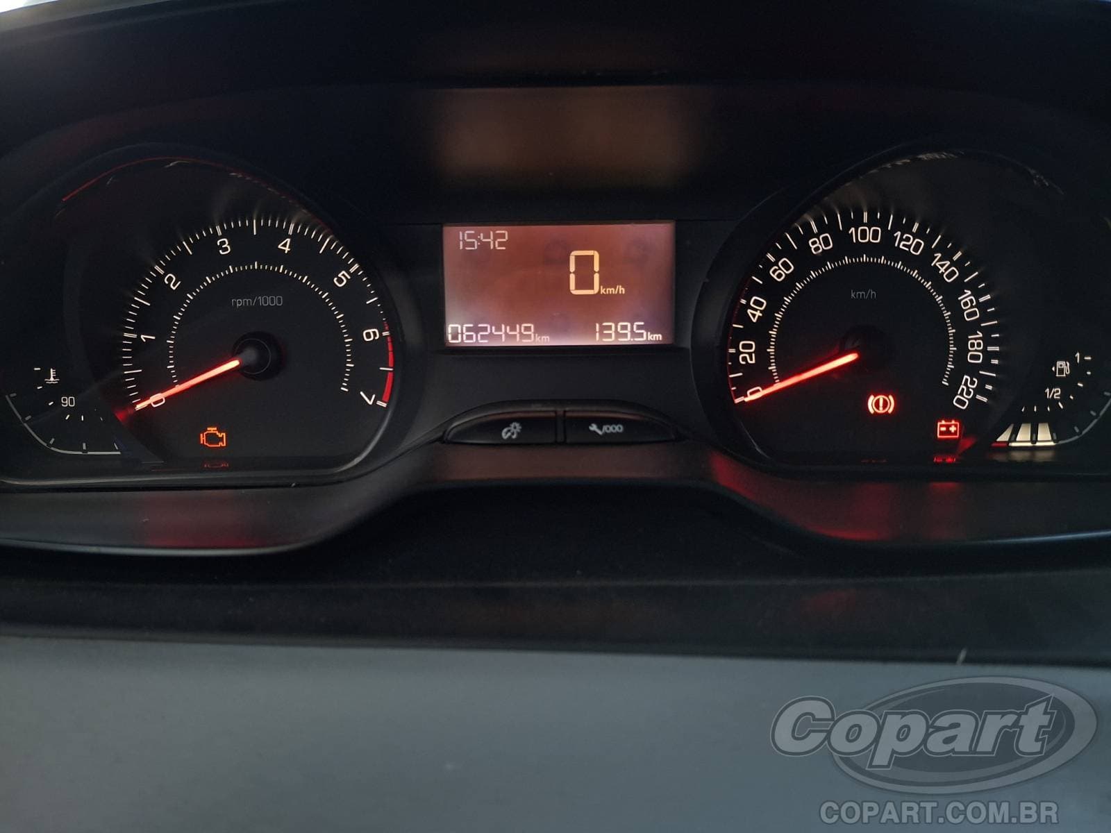 Peugeot 208 2014 — foto 8
