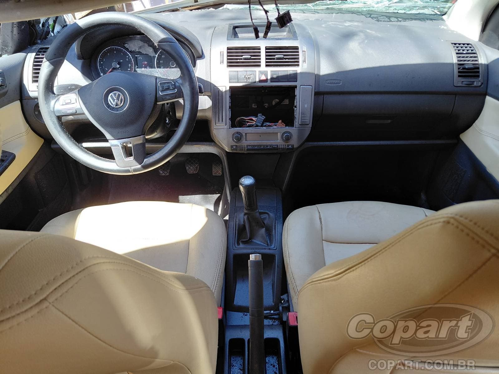 Volkswagen Polo Sedan 2012 — foto 9