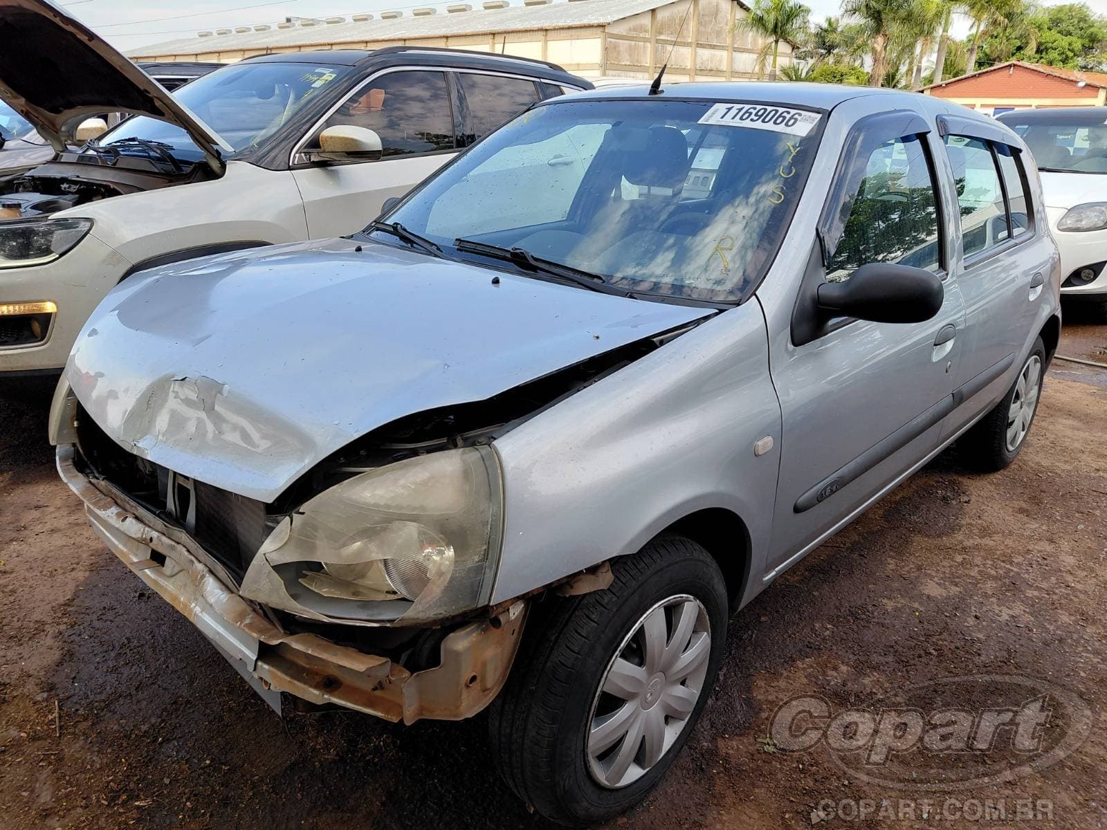 Renault Clio 2006 — foto 2