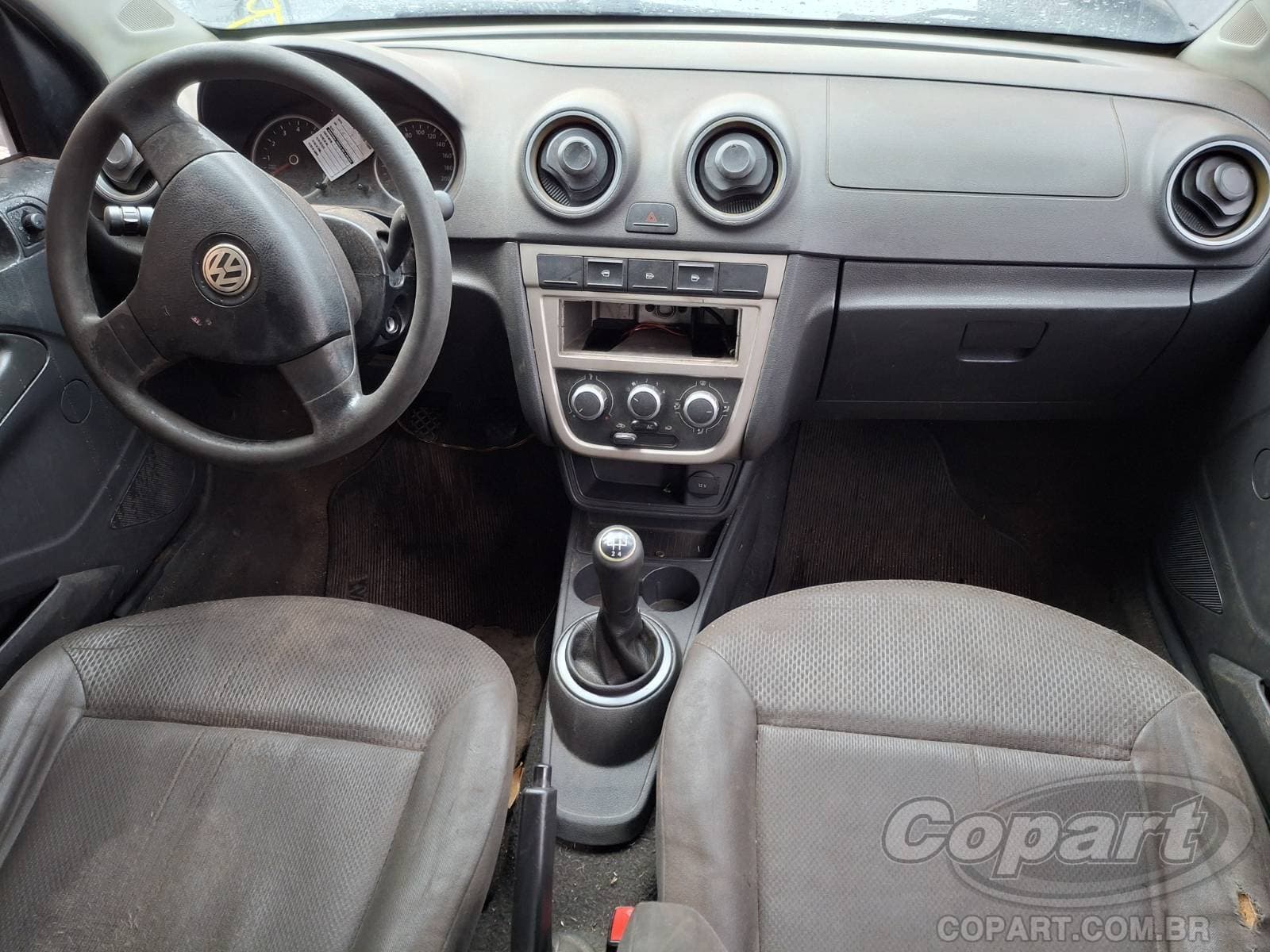 Volkswagen Voyage 2011 — foto 9