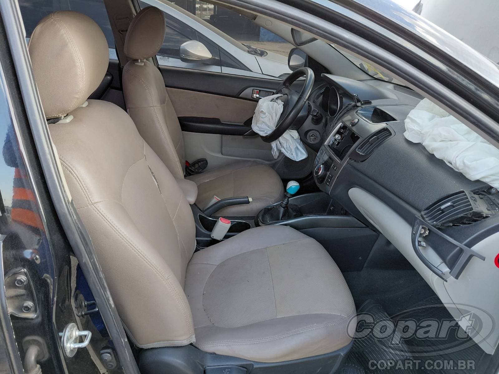 Kia Cerato 2011 — foto 5