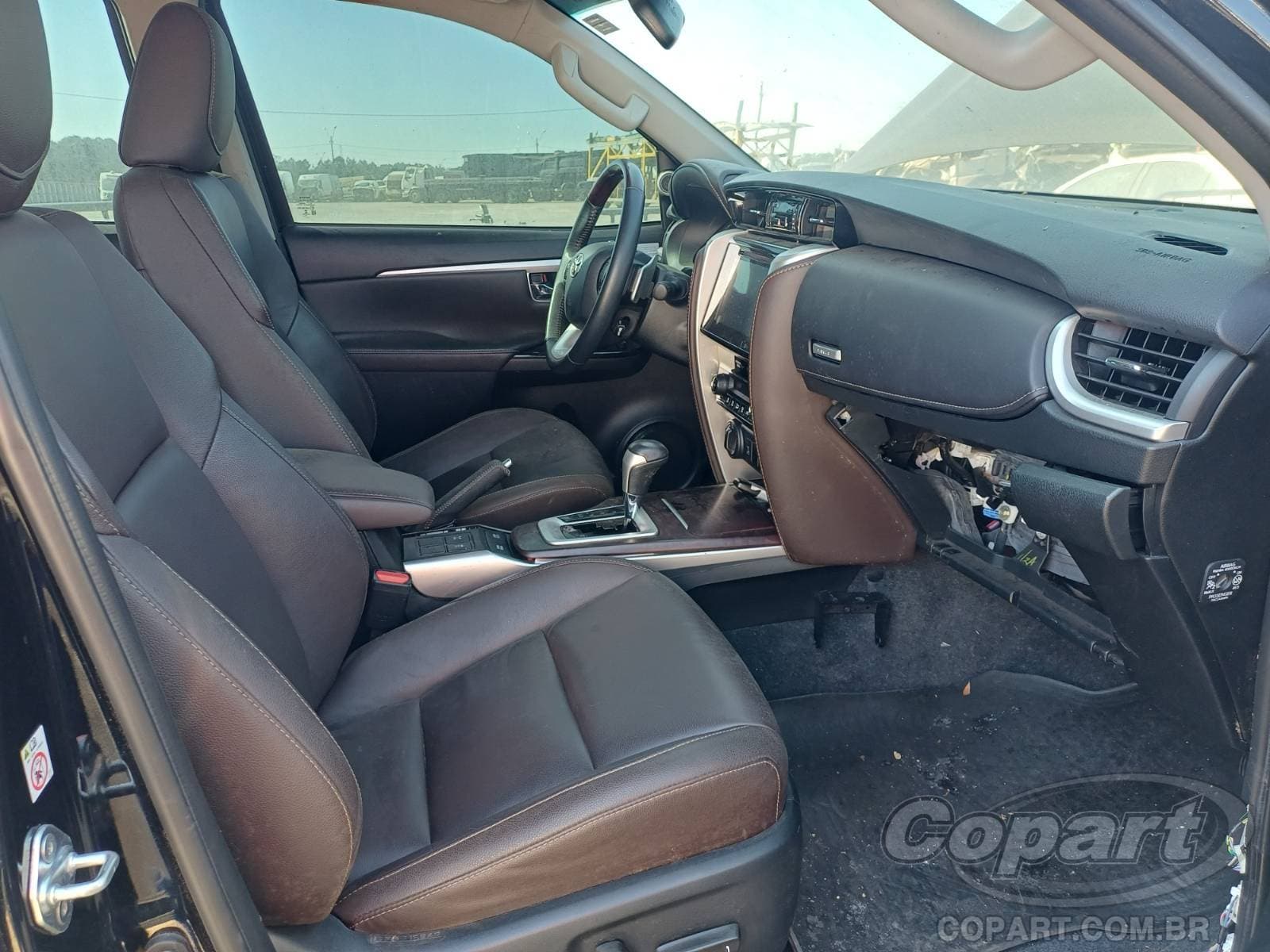 Toyota SW4 2019 — foto 5