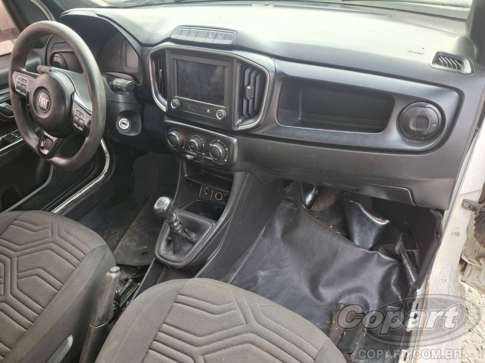 Fiat Strada 2021 — foto 9