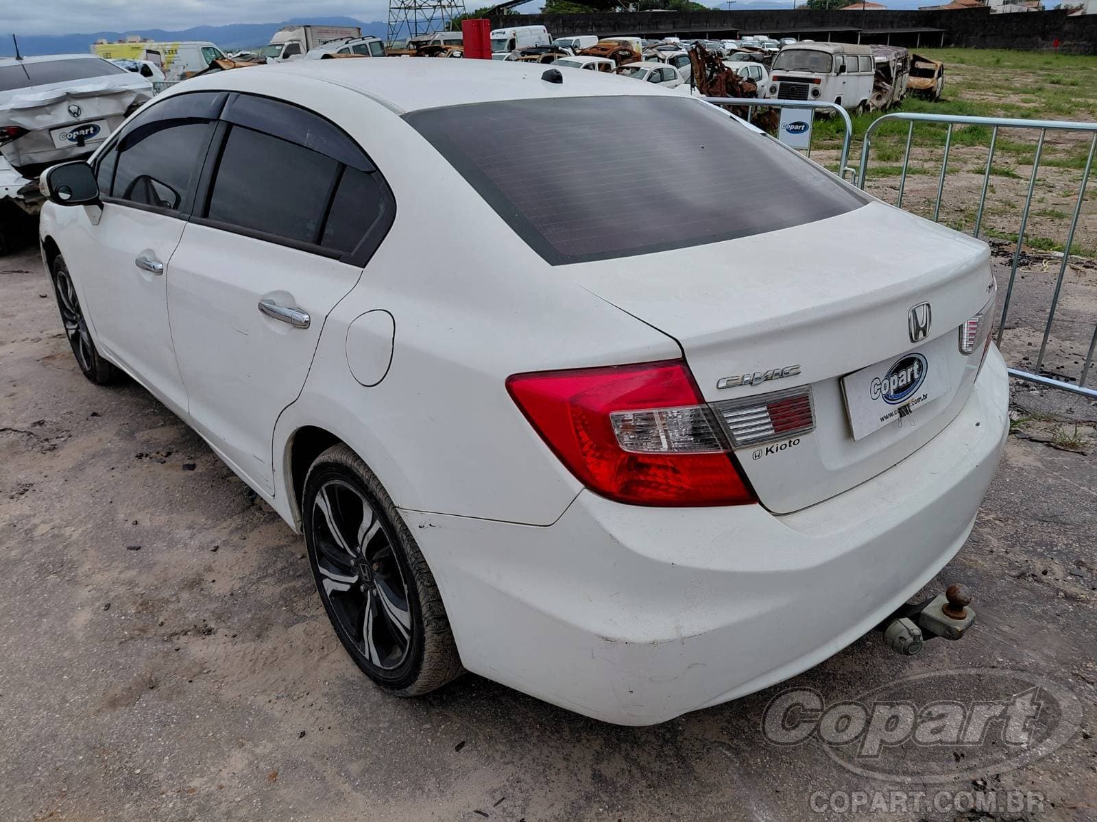 Honda Civic 2012 — foto 3