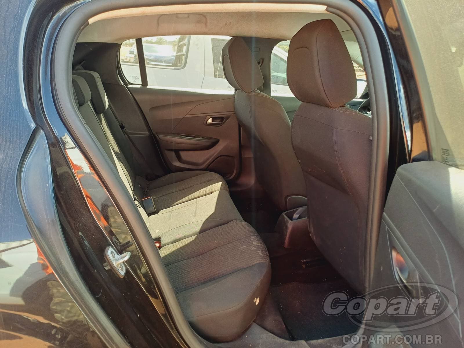 Peugeot 208 2021 — foto 6