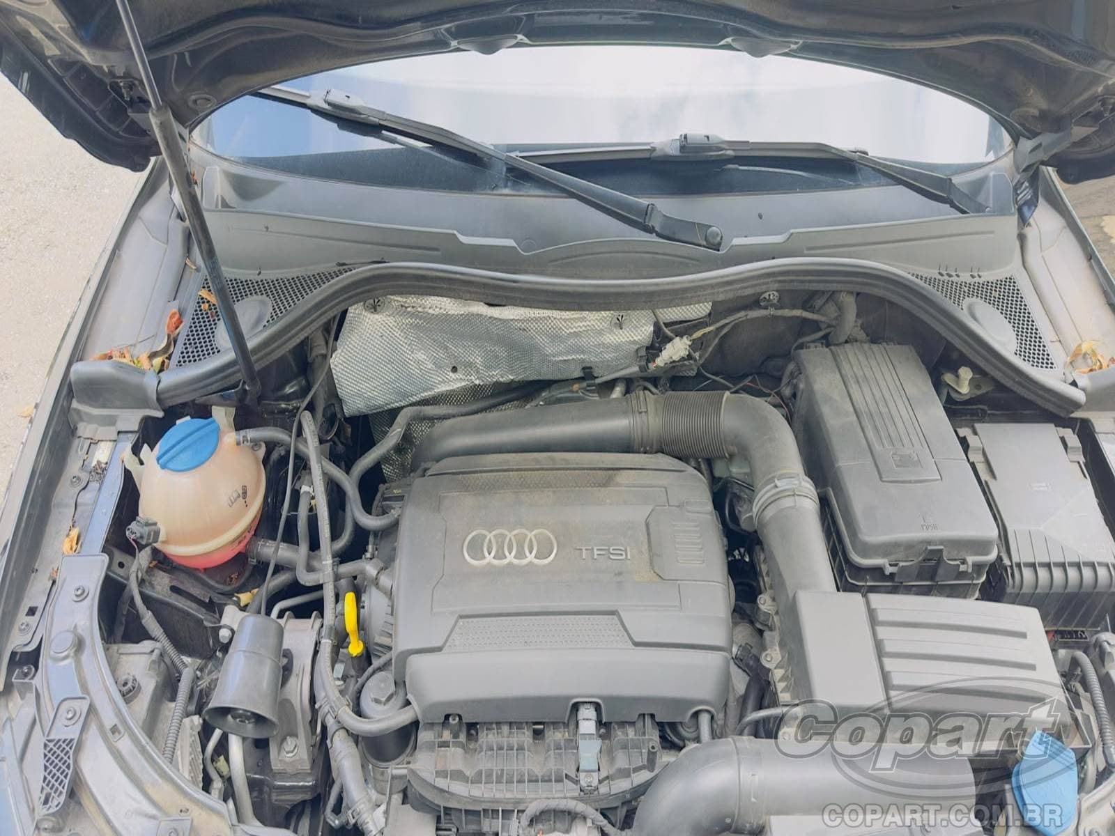 Audi Q3 2016 — foto 7
