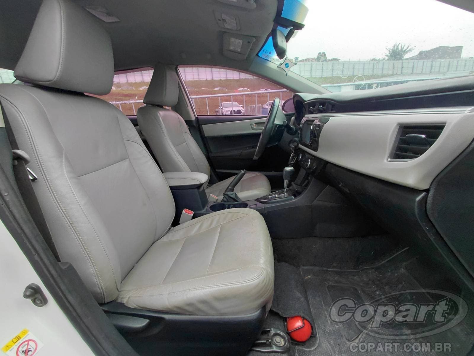 Toyota Corolla 2015 — foto 5