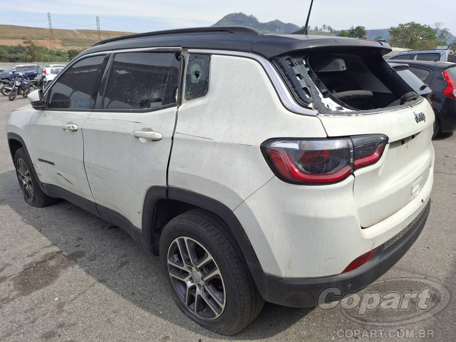 Jeep Compass 2021 — foto 3