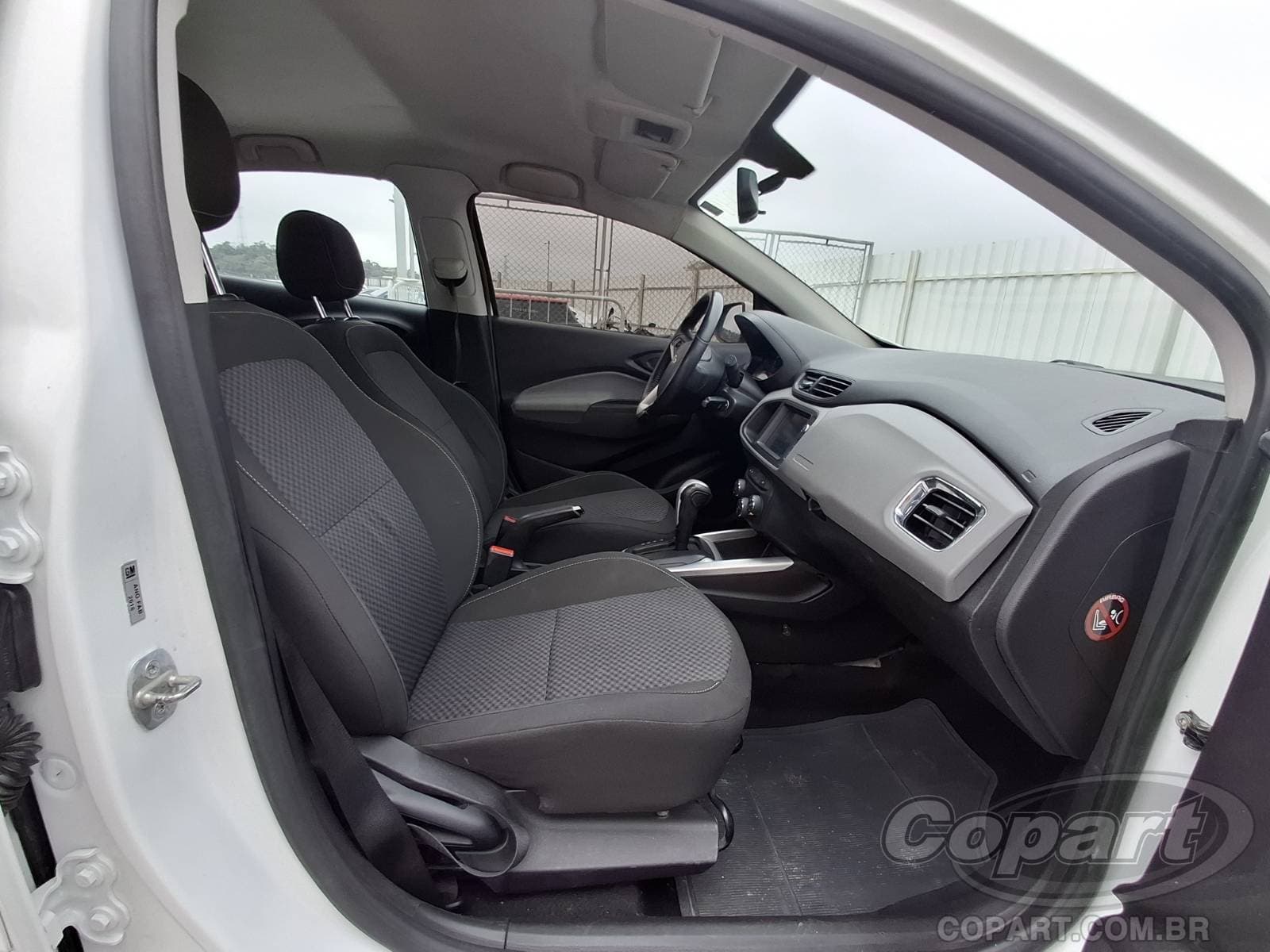 Chevrolet Onix 2017 — foto 5