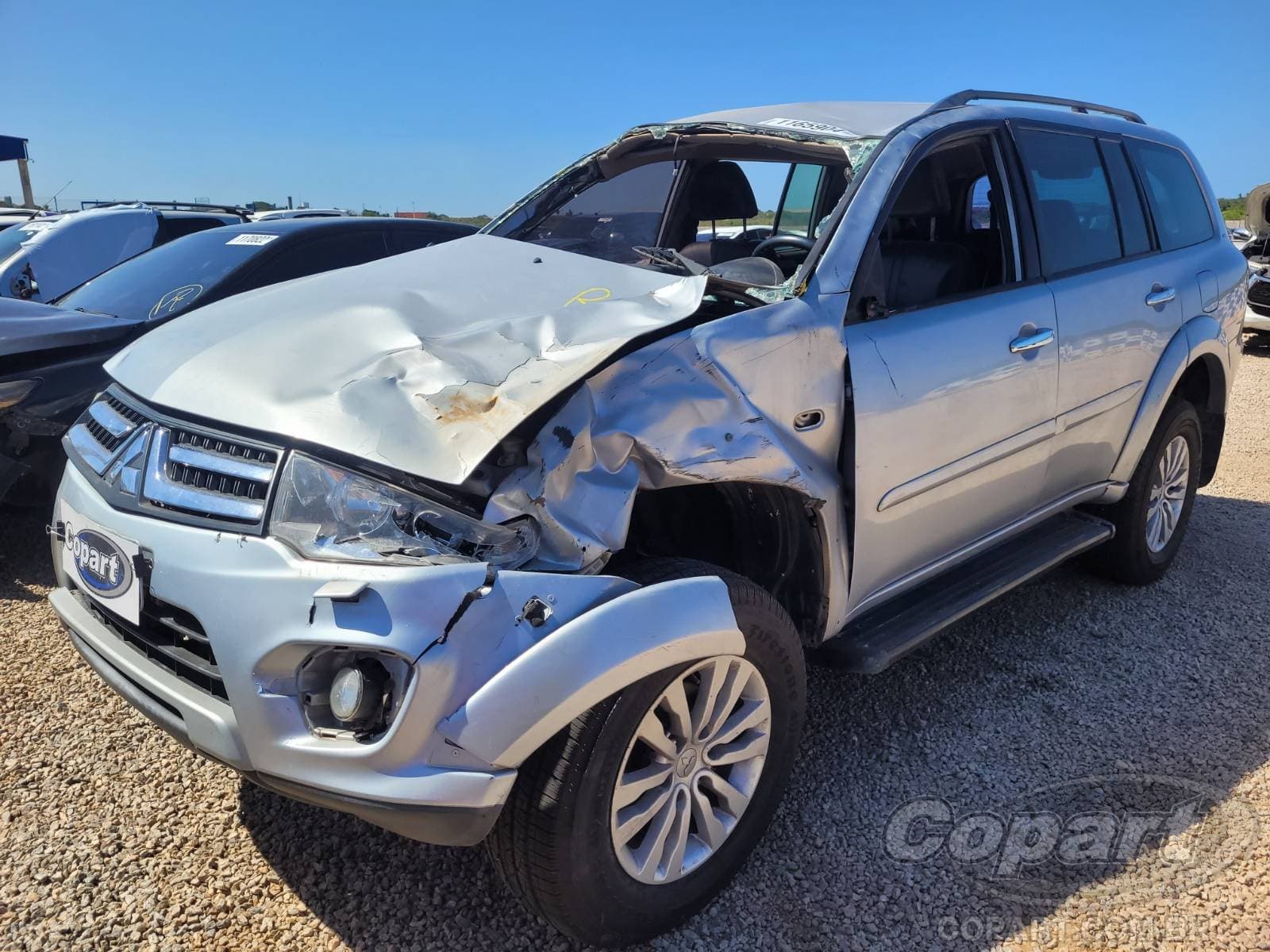 Mitsubishi Pajero Dakar 2015 — foto 2
