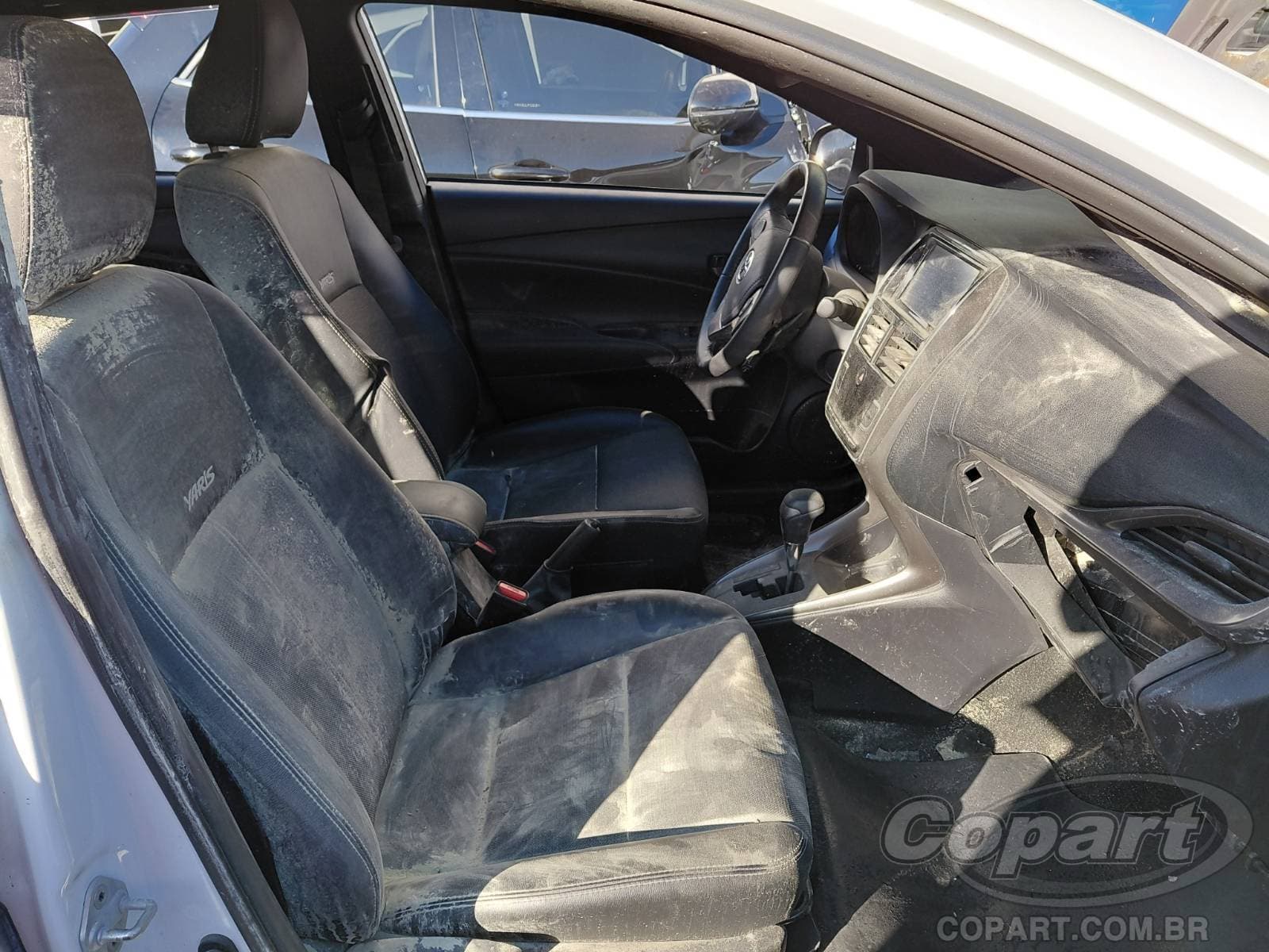 Toyota Yaris 2024 — foto 5