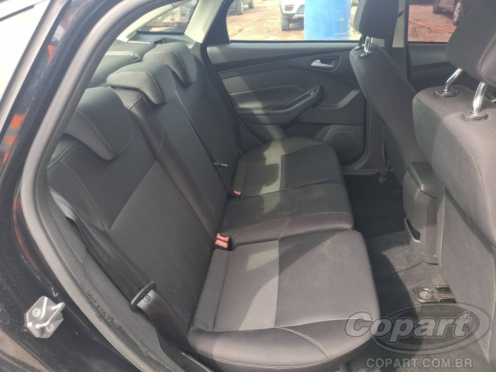 Ford Focus Fastback 2018 — foto 6