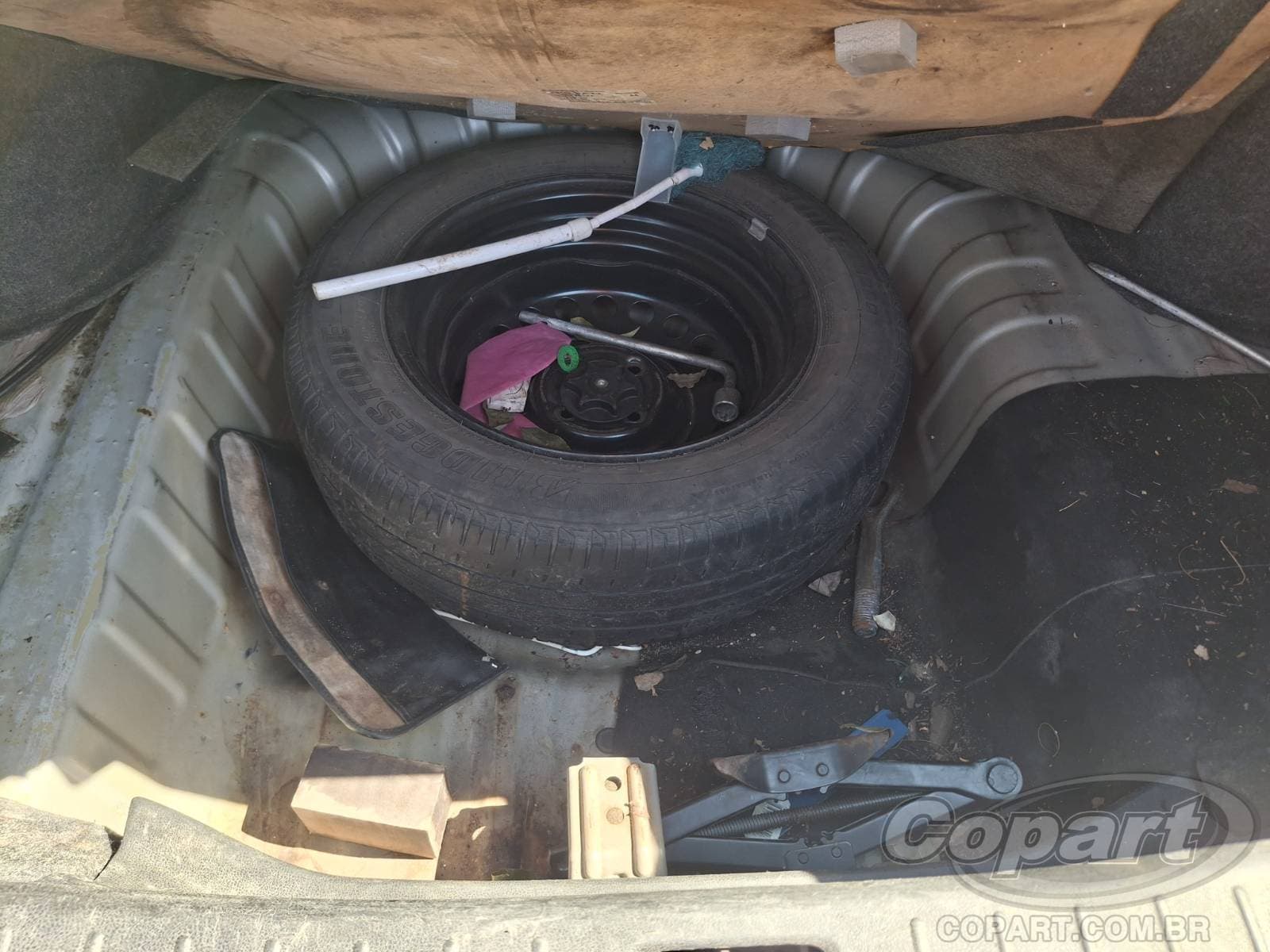 Nissan Versa 2013 — foto 10