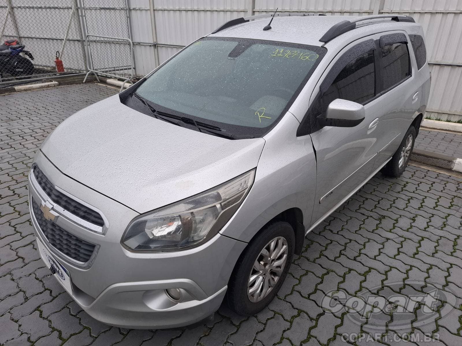 Chevrolet Spin 2018 — foto 2