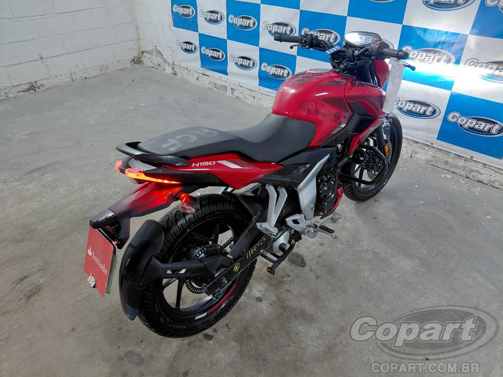 Bajaj Pulsar 2026 — foto 4