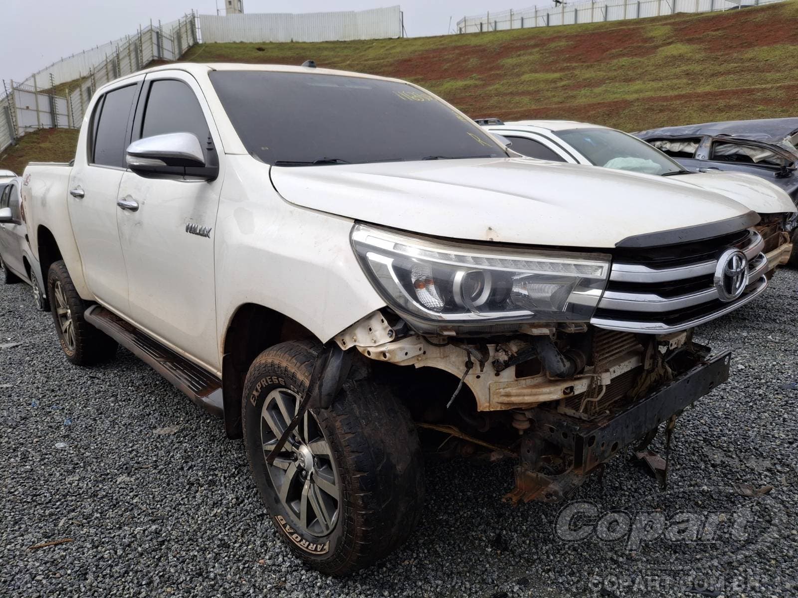 Toyota Hilux CD 2.8 D-4D TURBO 2016