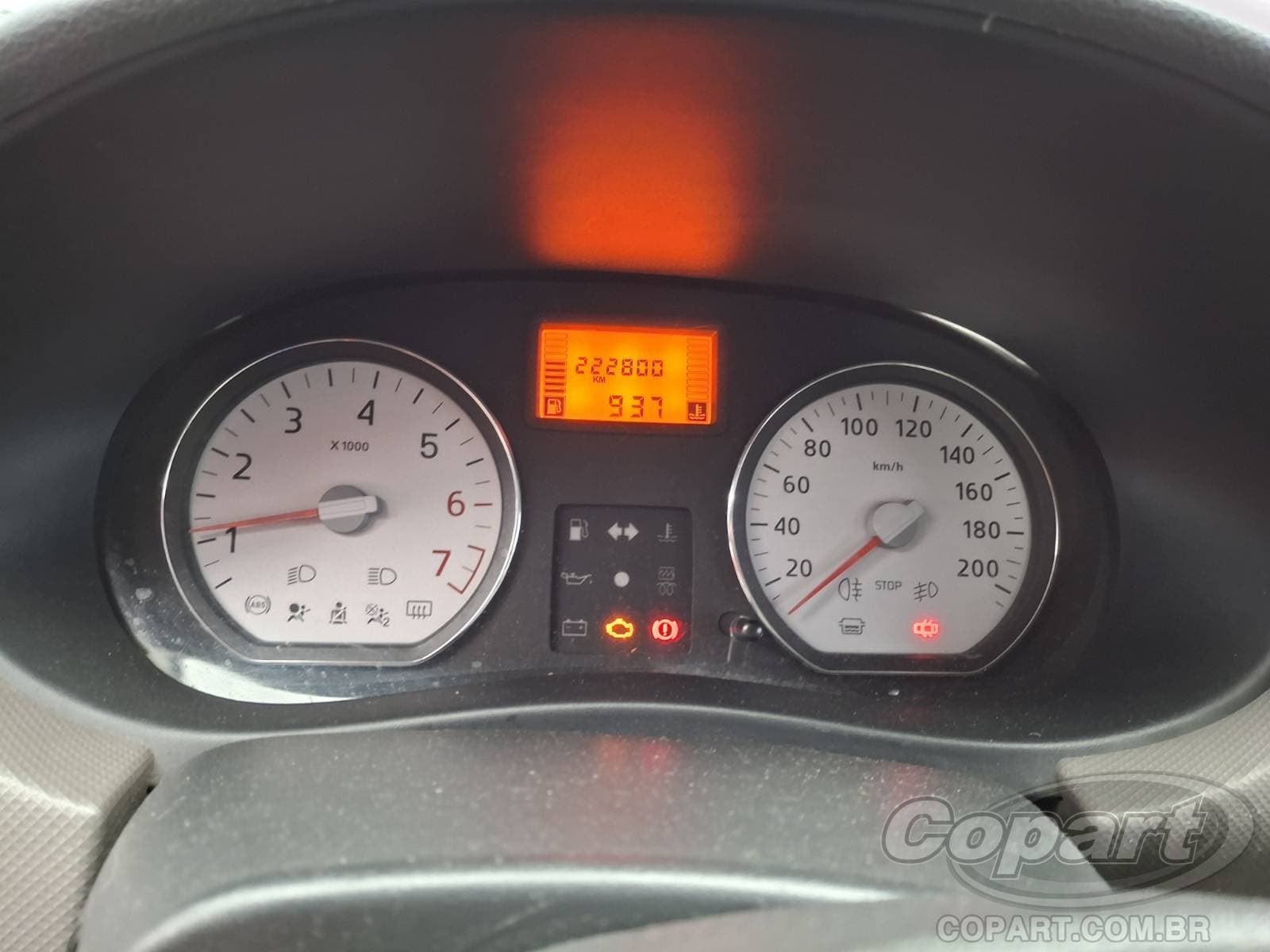 Renault Sandero 2010 — foto 8