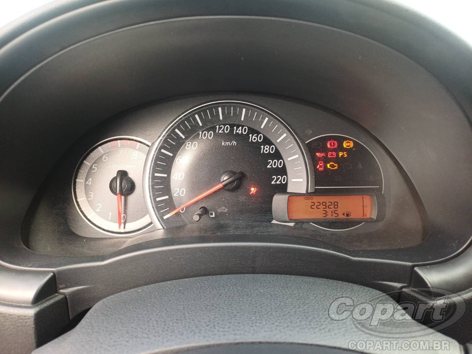 Nissan March 2017 — foto 8