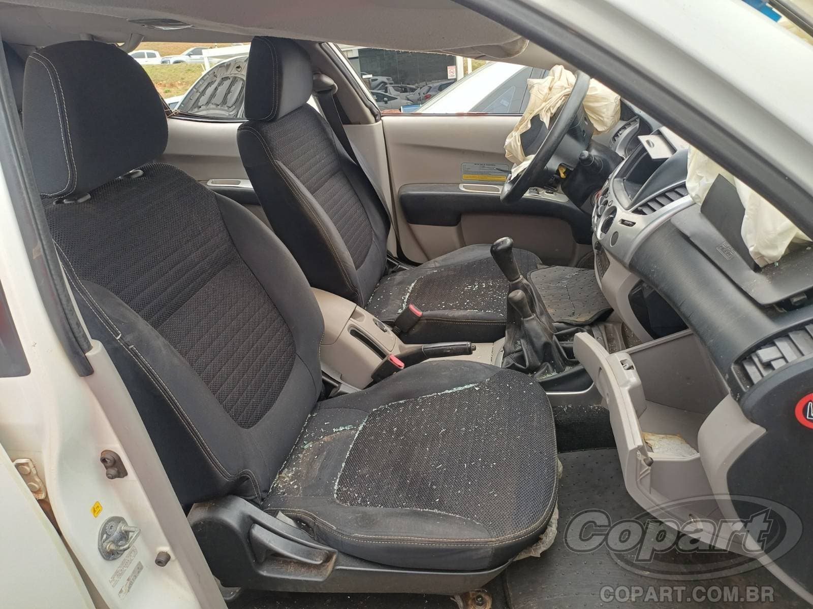 Mitsubishi L200 Triton 2013 — foto 5