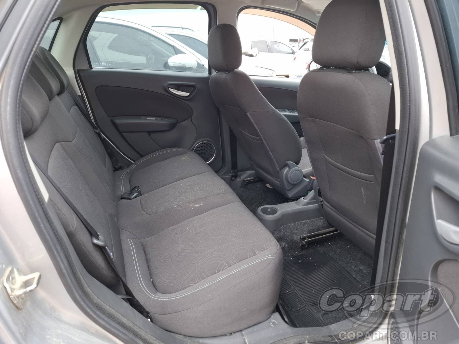 Fiat Grand Siena 2019 — foto 6