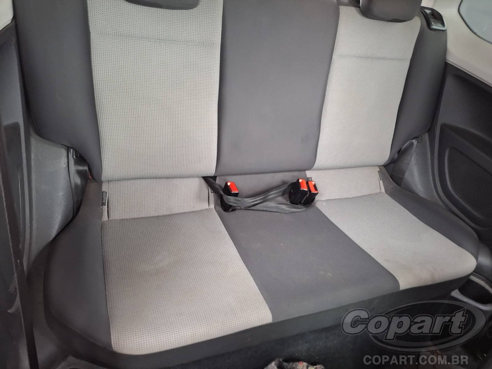 Volkswagen UP 2015 — foto 6