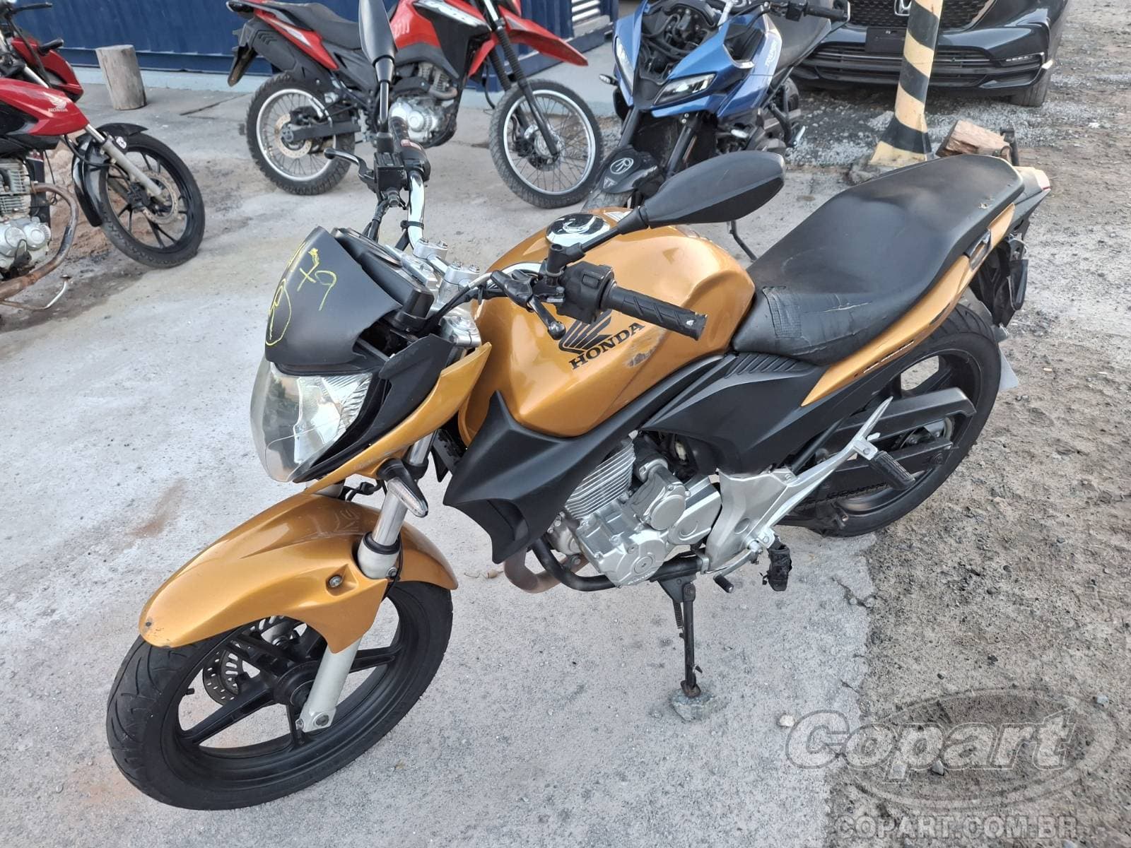 Honda CB 300 2011 — foto 2