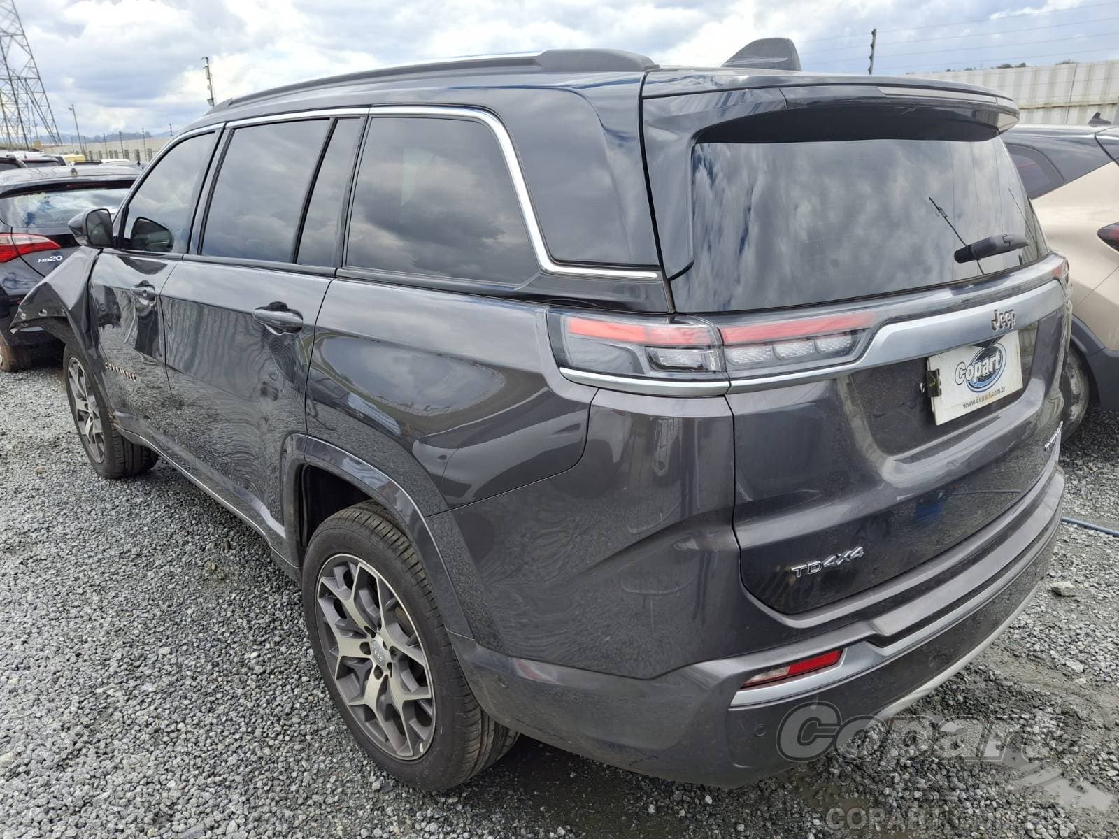 Jeep Commander 2022 — foto 3